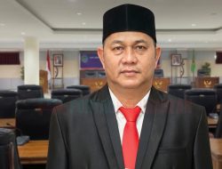 Agustinus Soroti Urgensi Penanganan Kemacetan di Lintas Melawi Sintang