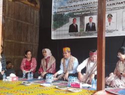 Hamir Matius Dorong Penggunaan Kain Pantang untuk Perkuat Ekonomi Penenun Lokal